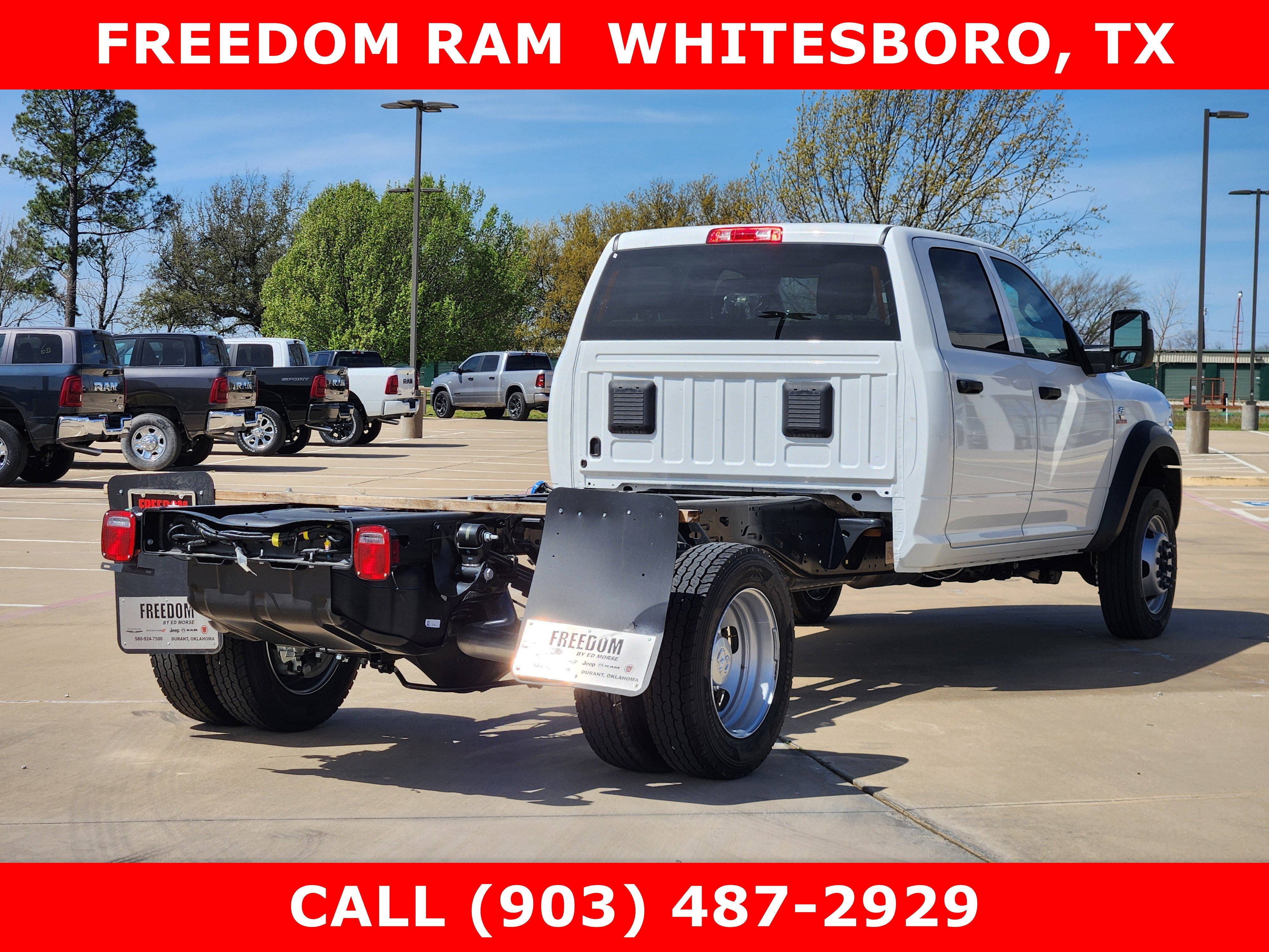 2026 RAM Ram 5500 Chassis Cab RAM 5500 TRADESMAN CHASSIS CREW CAB 4X4 84' CA