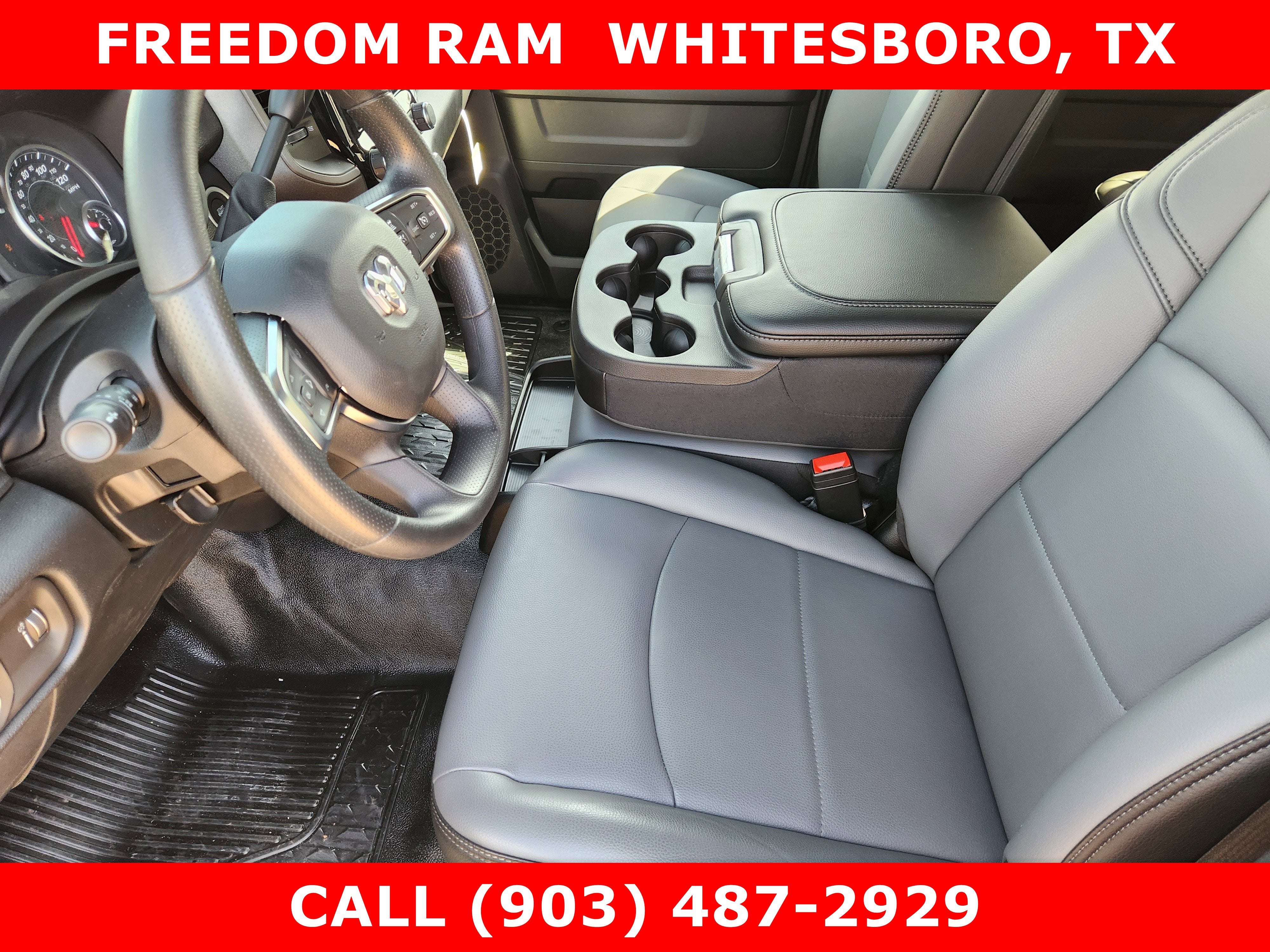 2026 RAM Ram 5500 Chassis Cab RAM 5500 TRADESMAN CHASSIS CREW CAB 4X4 84' CA