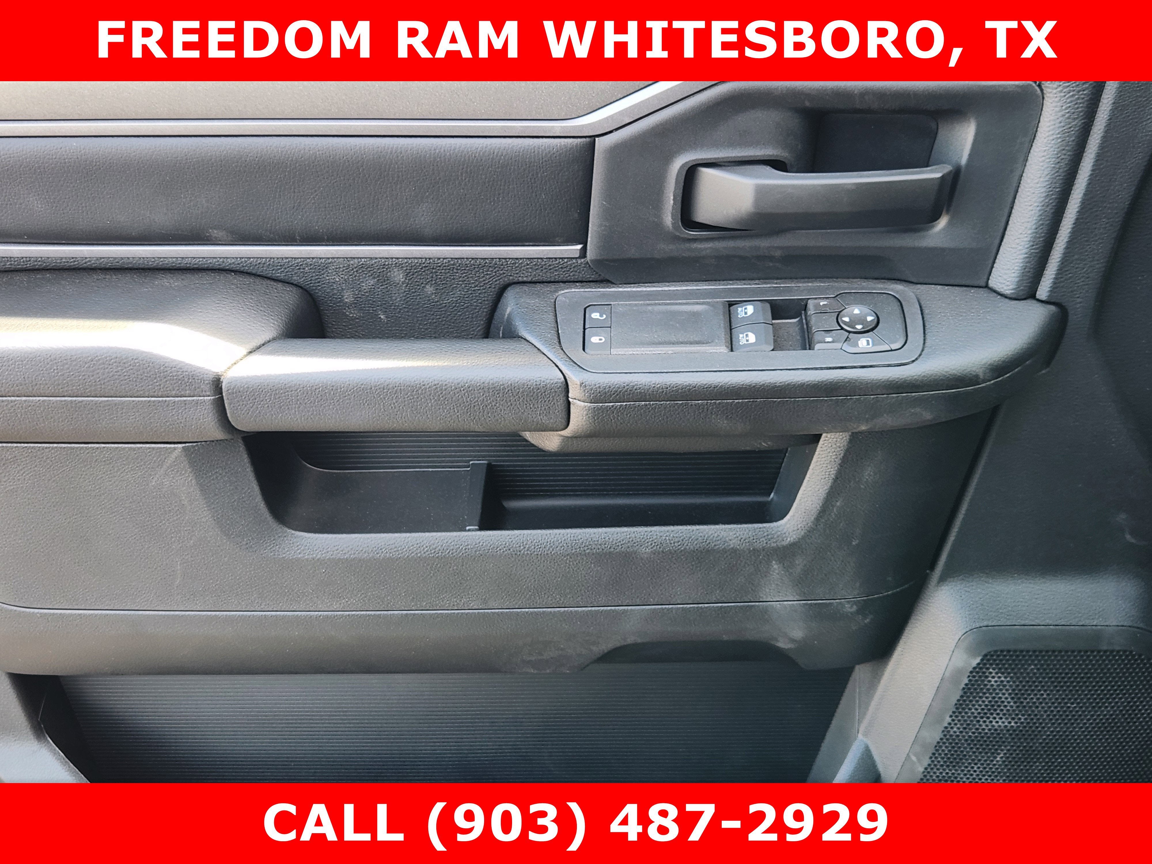 2026 RAM Ram 3500 Chassis Cab RAM 3500 TRADESMAN CHASSIS REGULAR CAB 4X4 84' CA
