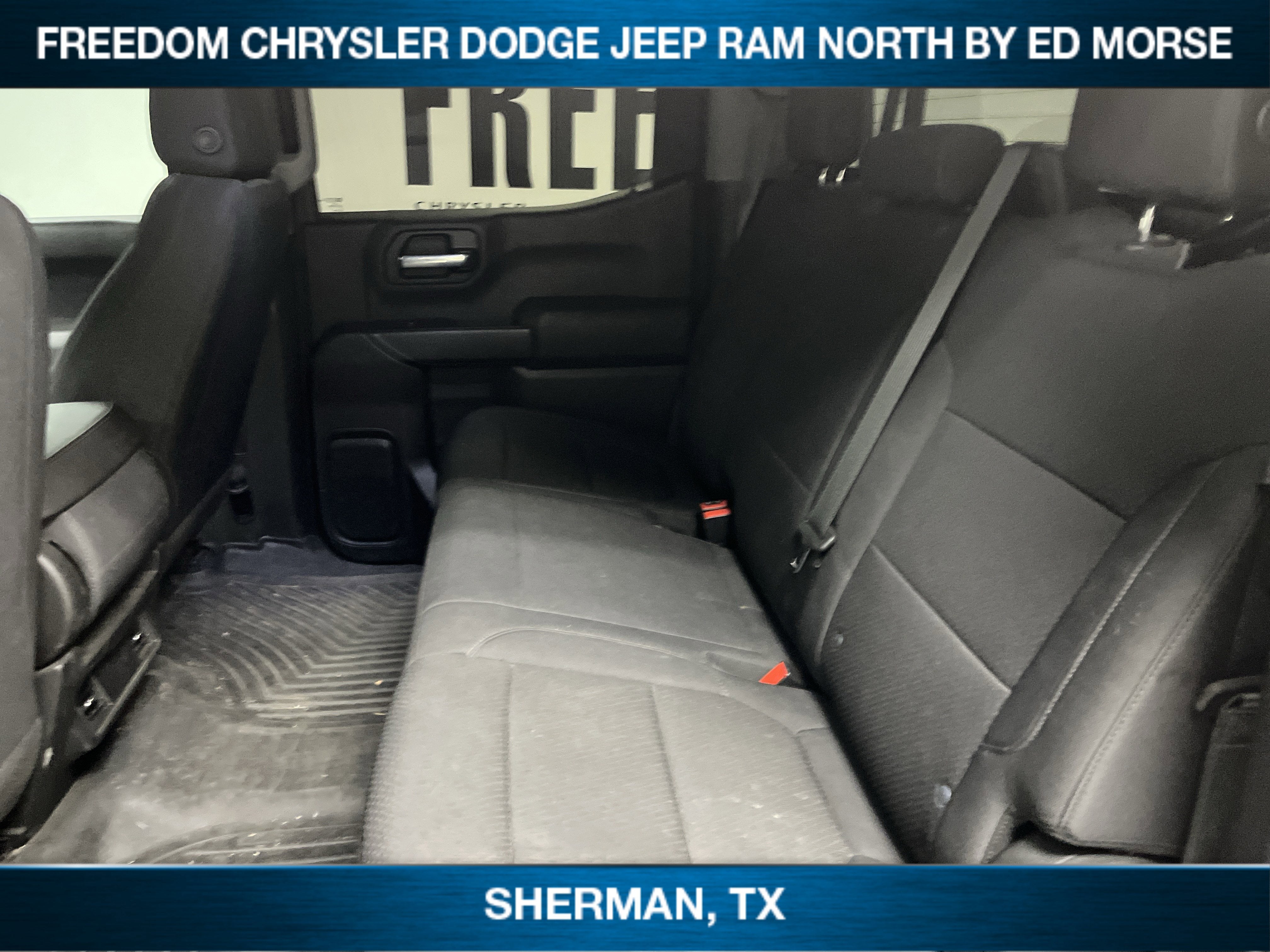 2021 Chevrolet Silverado 1500 2WD Crew Cab Short Bed Custom