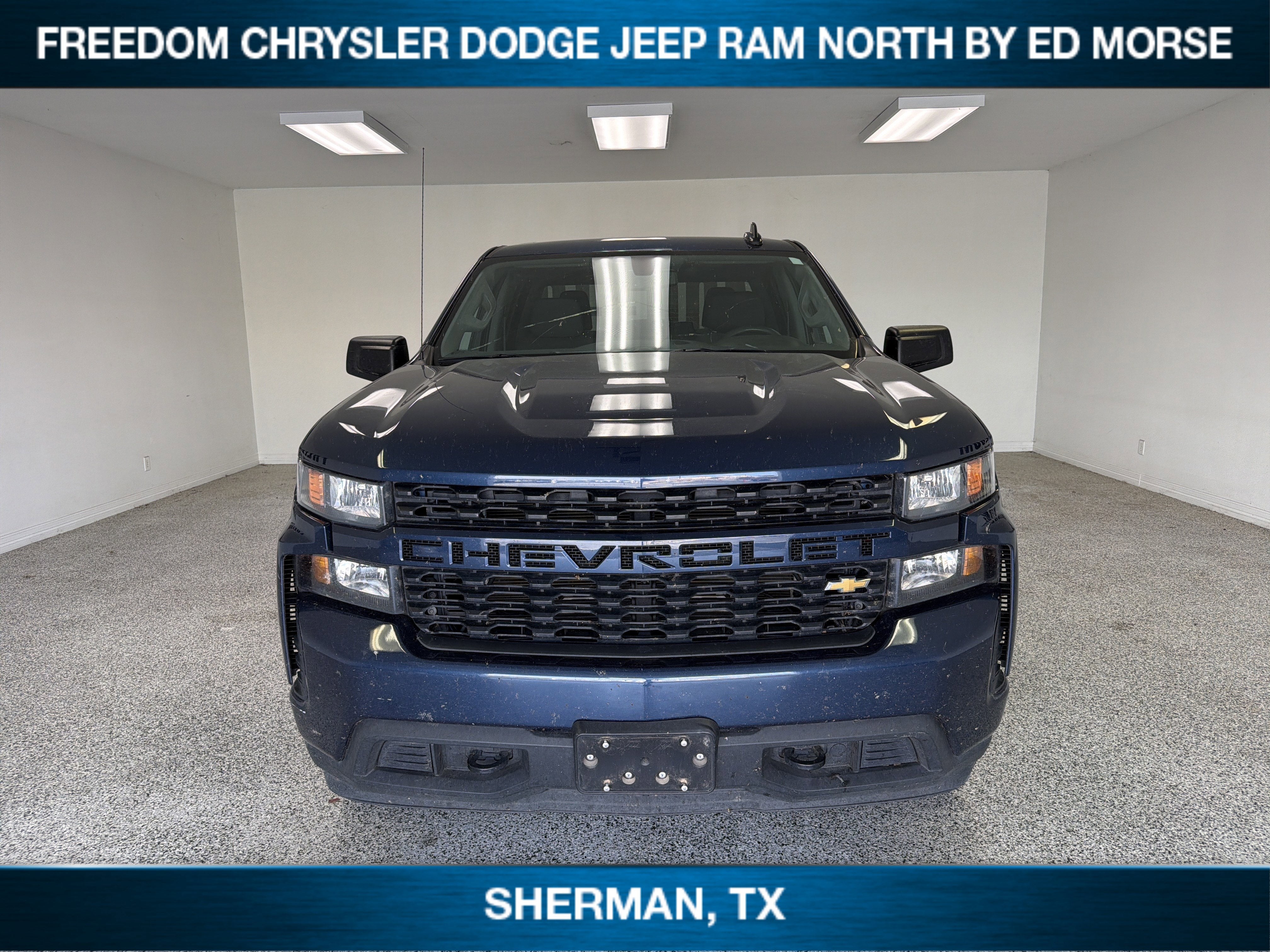 2021 Chevrolet Silverado 1500 2WD Crew Cab Short Bed Custom
