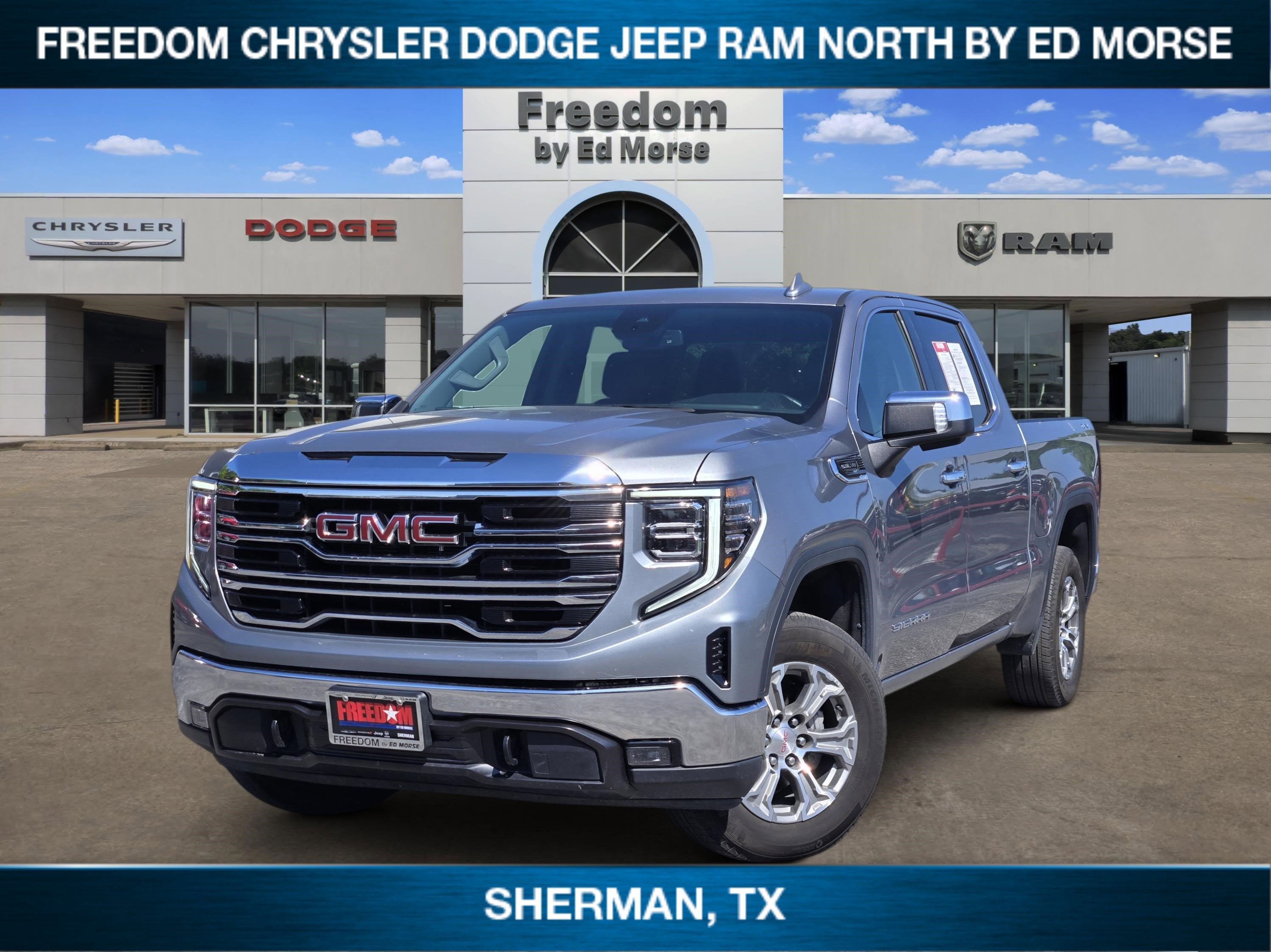 2025 GMC Sierra 4WD Crew Cab Short Box SLT's photo