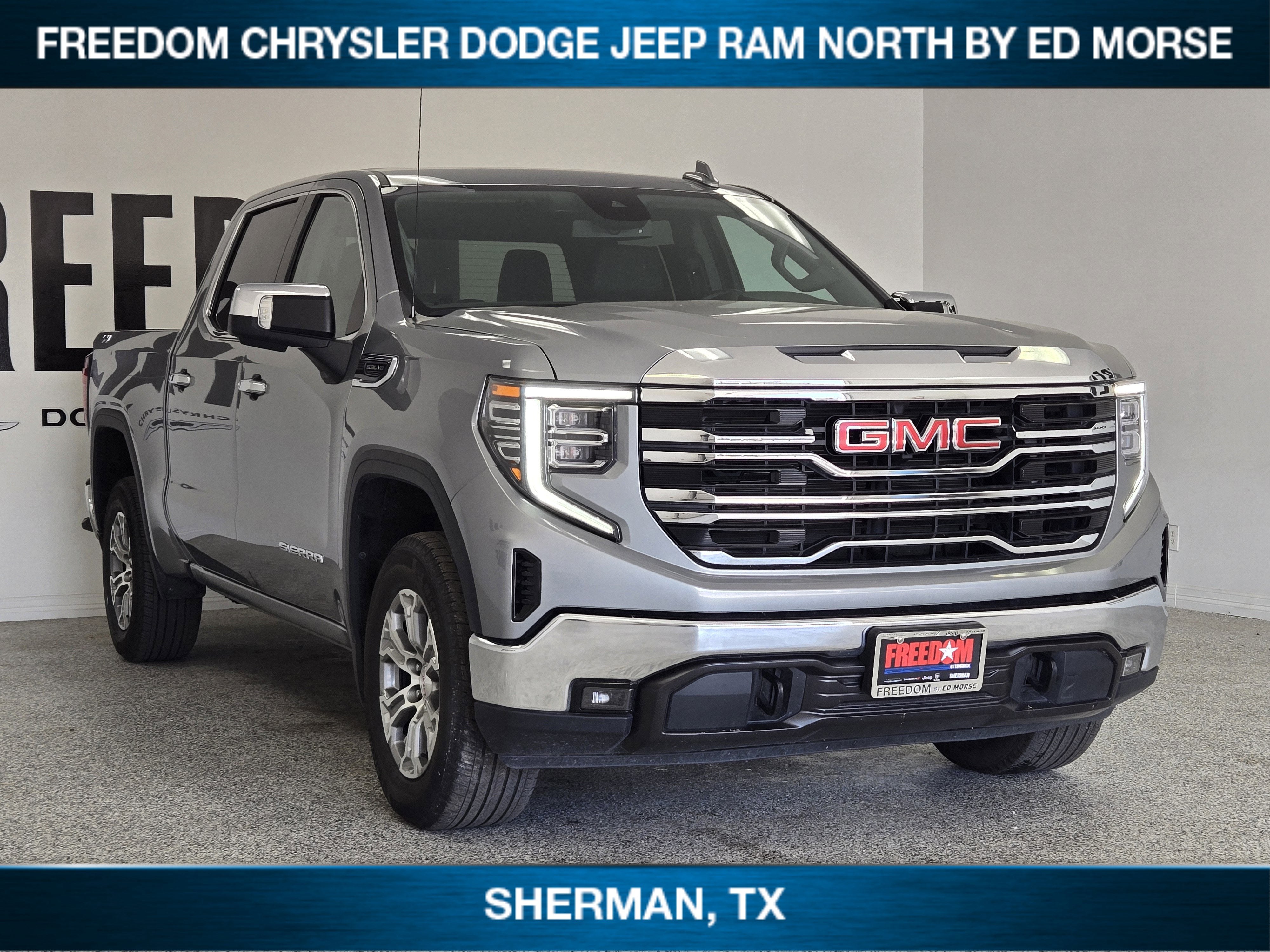 2025 GMC Sierra 1500 4WD Crew Cab Short Box SLT