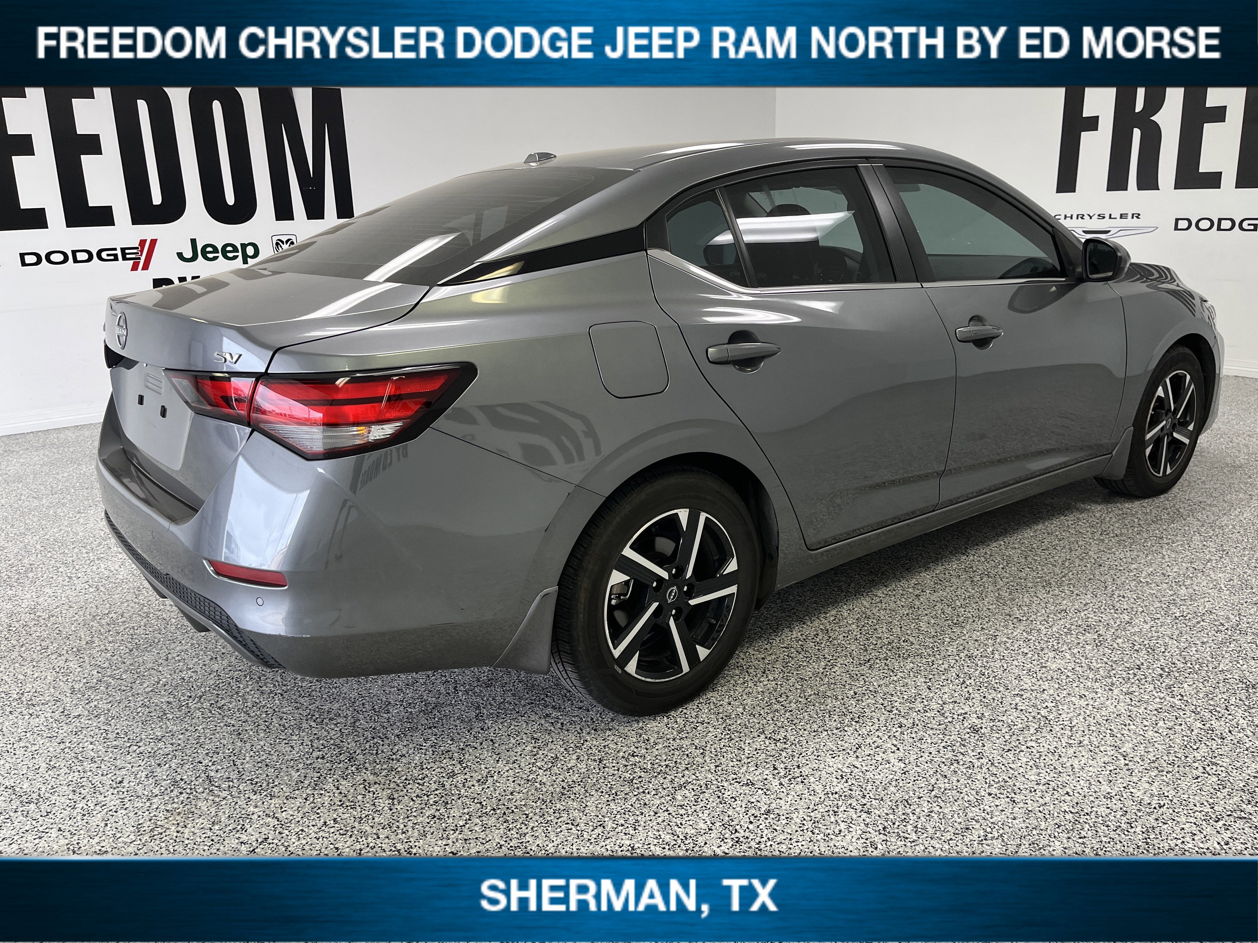 2024 Nissan Sentra SV Xtronic CVT