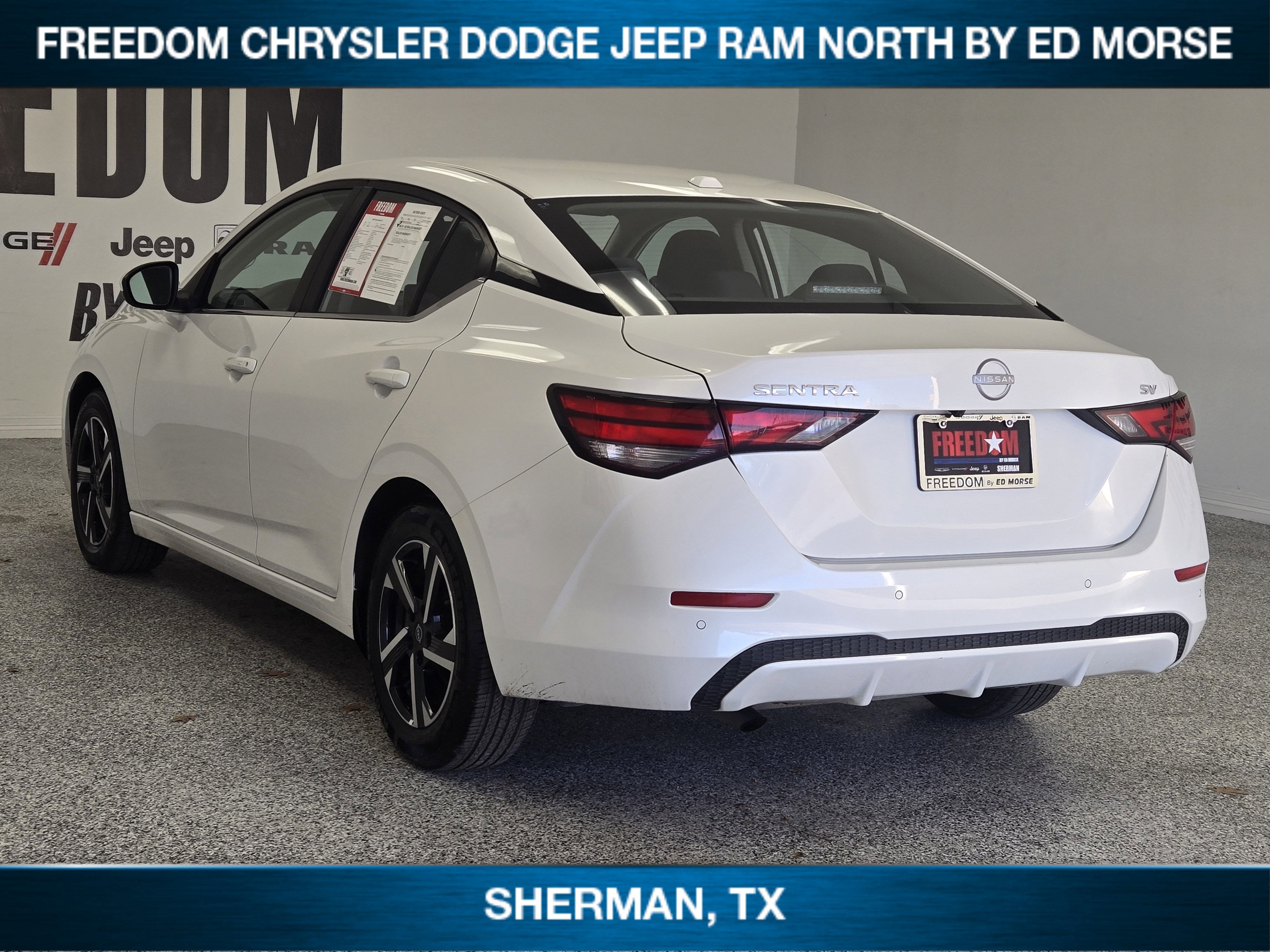 2024 Nissan Sentra SV Xtronic CVT