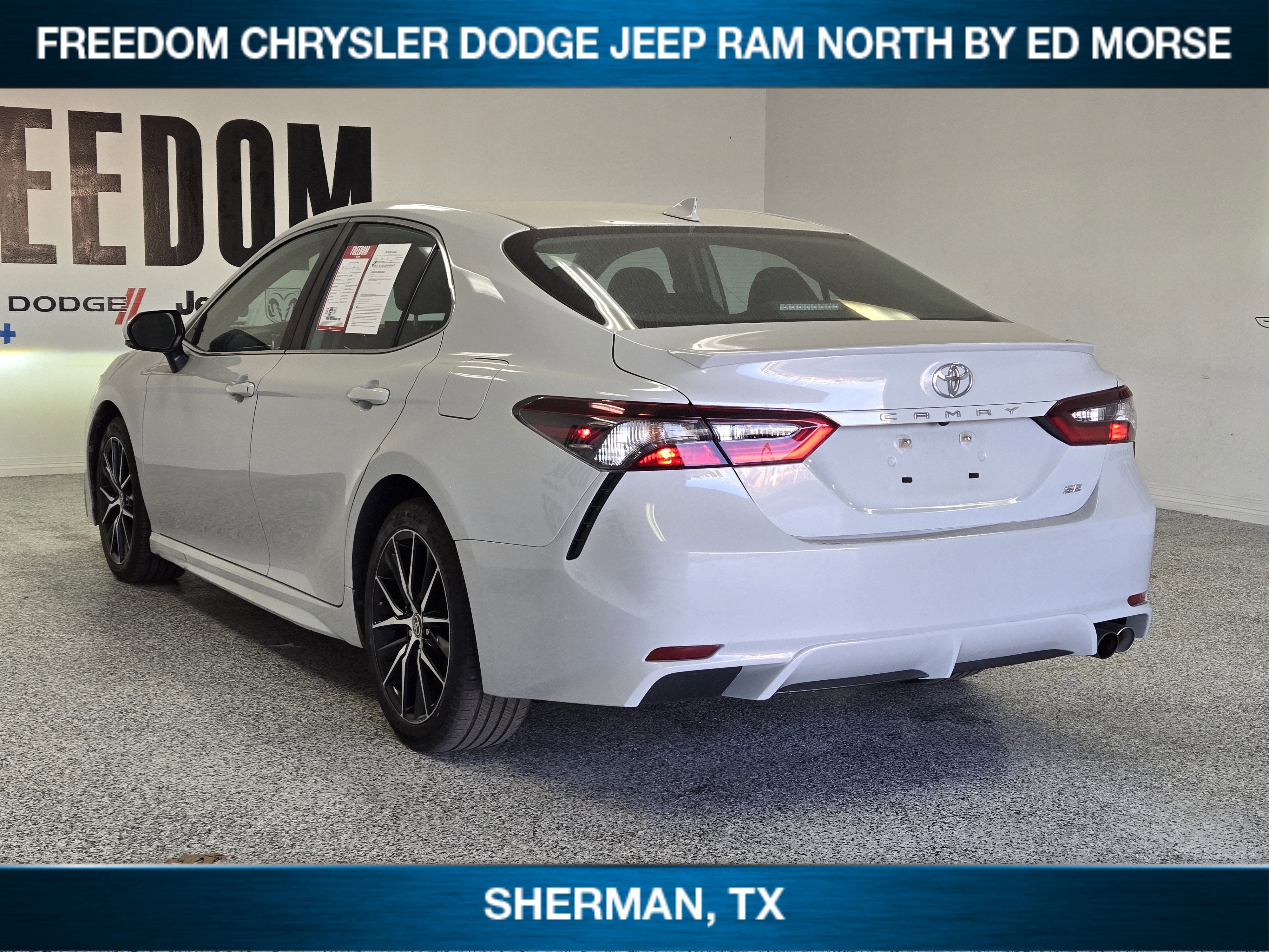 2024 Toyota Camry SE