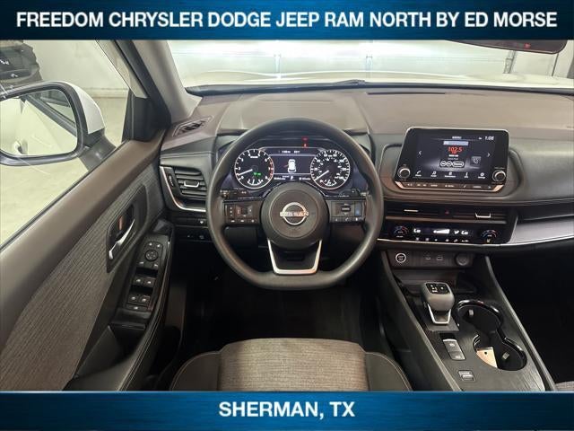 2023 Nissan Rogue SV FWD