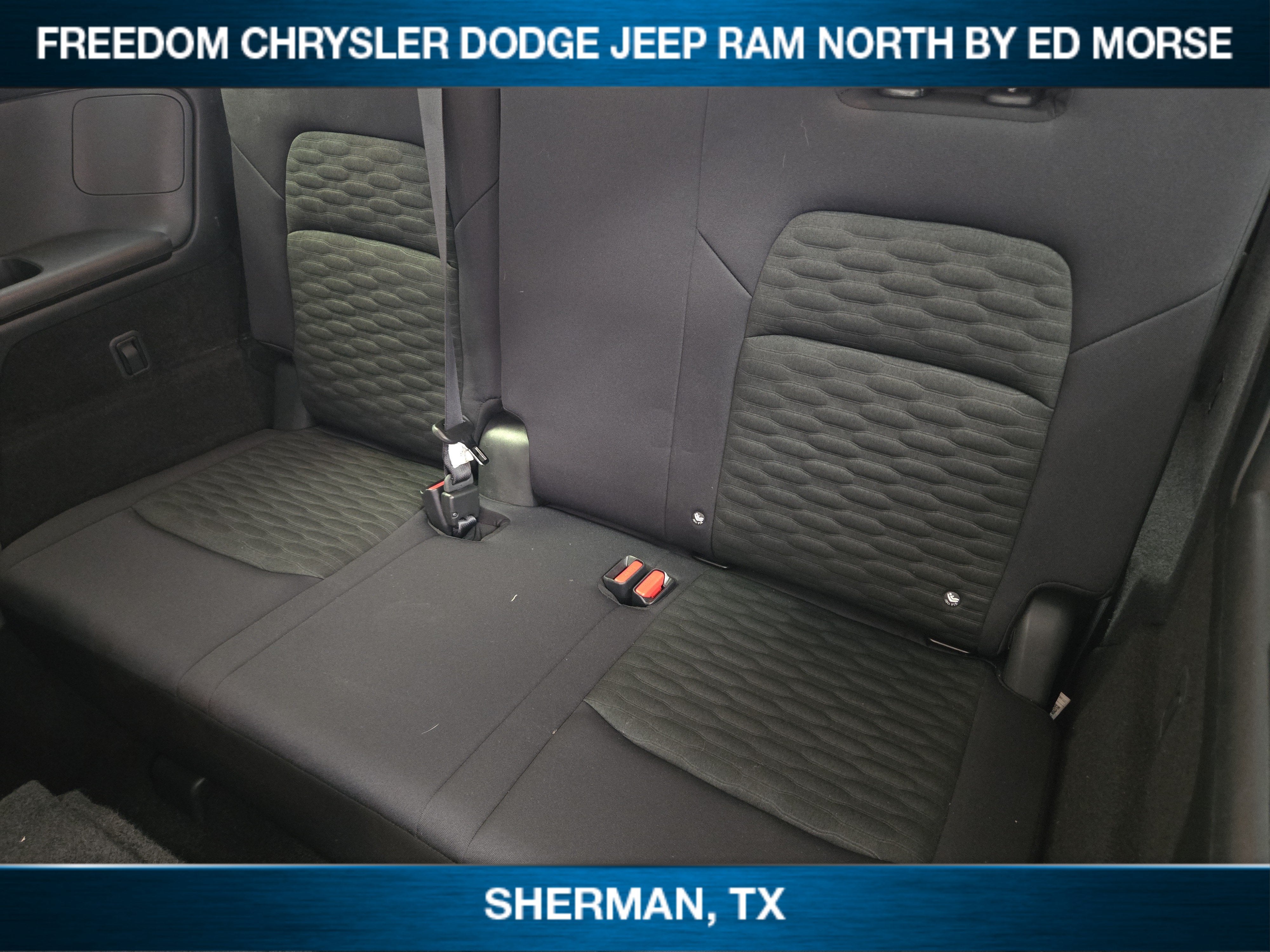 2025 Nissan Pathfinder SV FWD