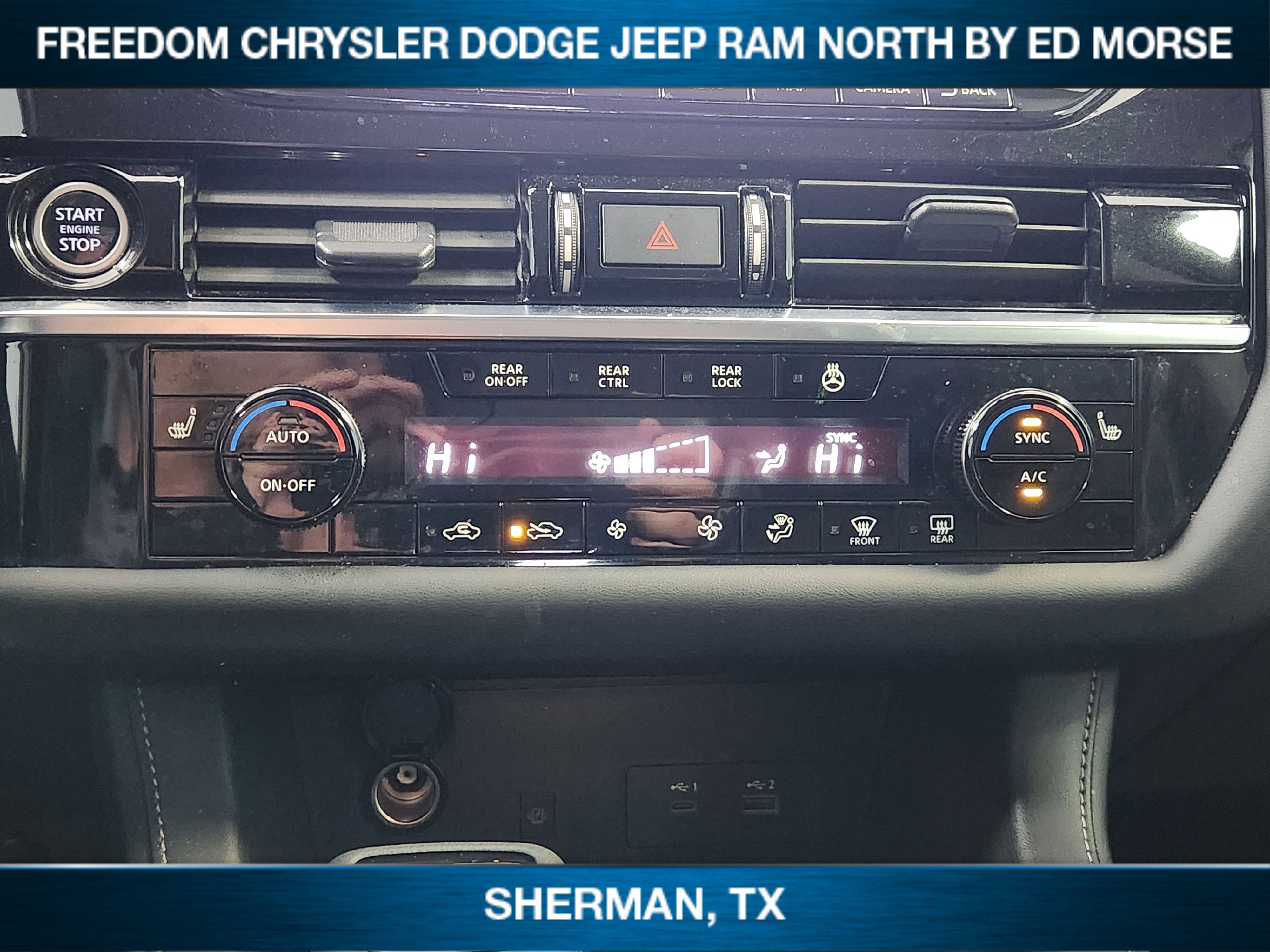 2023 Nissan Pathfinder SL FWD