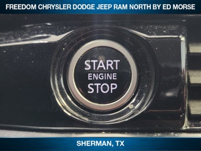 2023 Nissan Pathfinder SL FWD