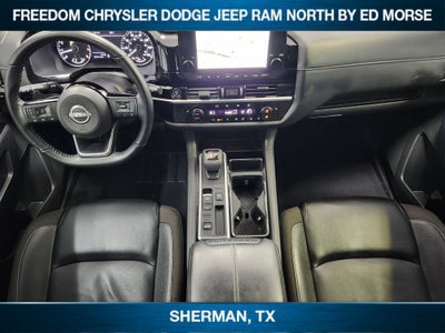 2023 Nissan Pathfinder SL FWD