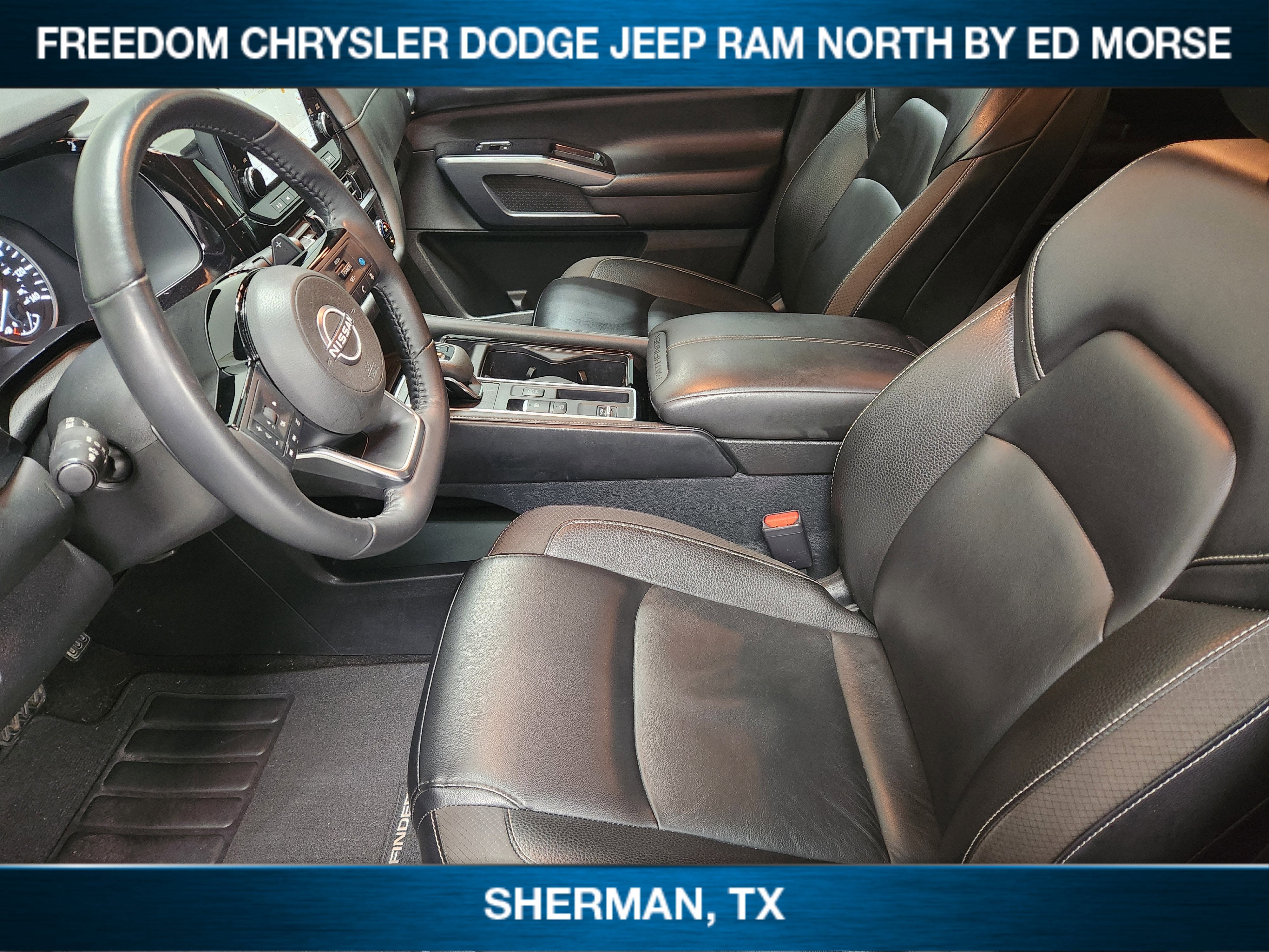 2023 Nissan Pathfinder SL FWD