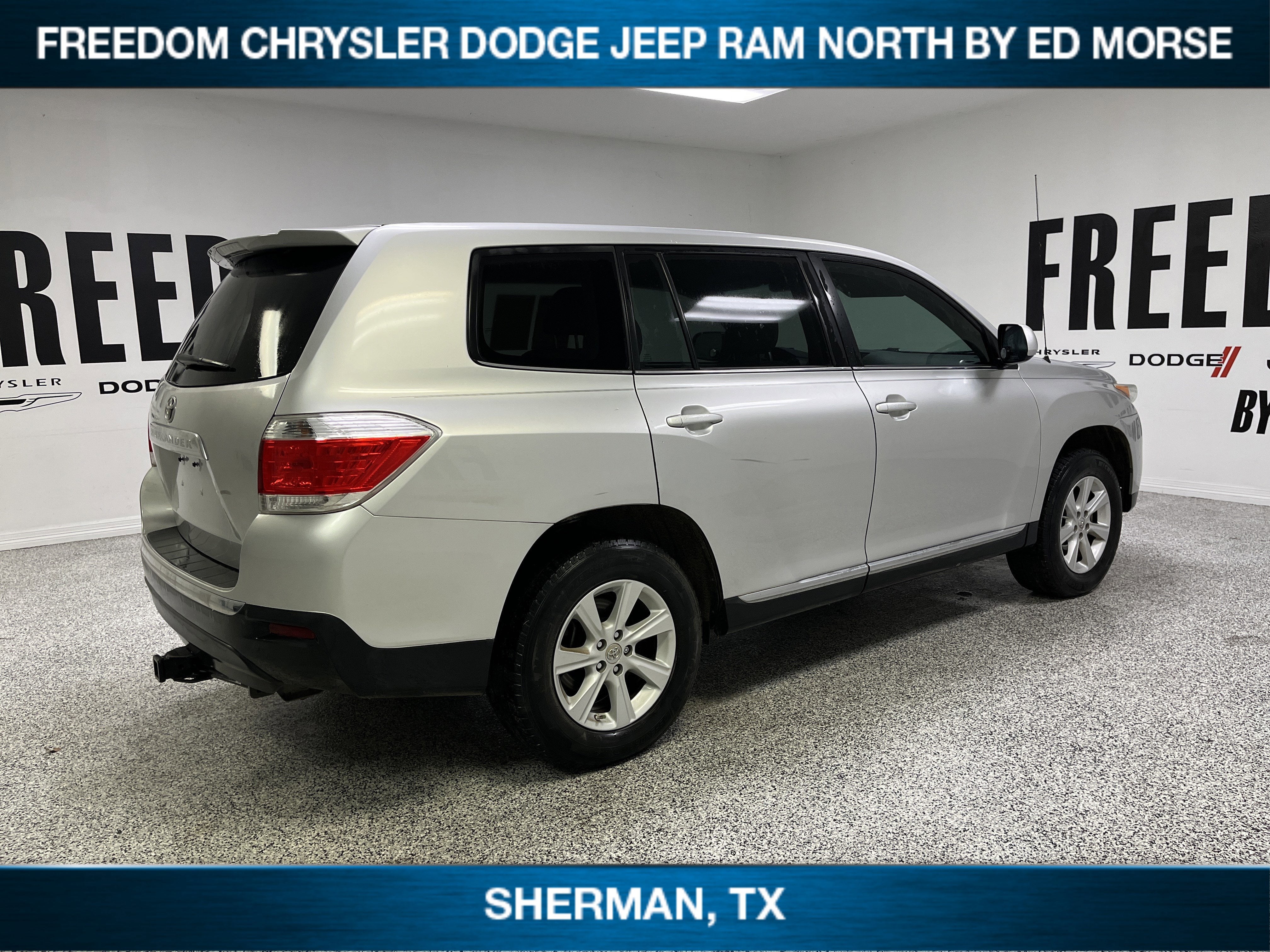 2012 Toyota Highlander SE