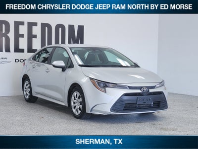 2025 Toyota Corolla LE