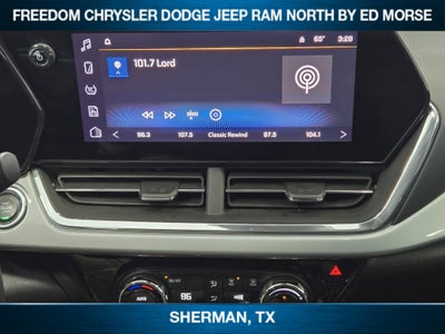 2025 Chevrolet Trax FWD LT