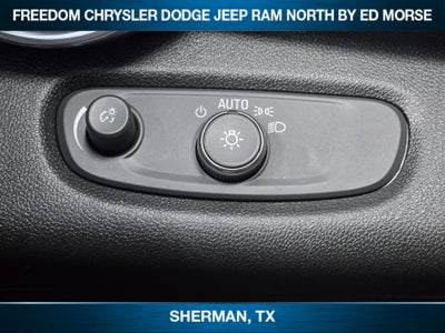 2025 Chevrolet Trax FWD LT