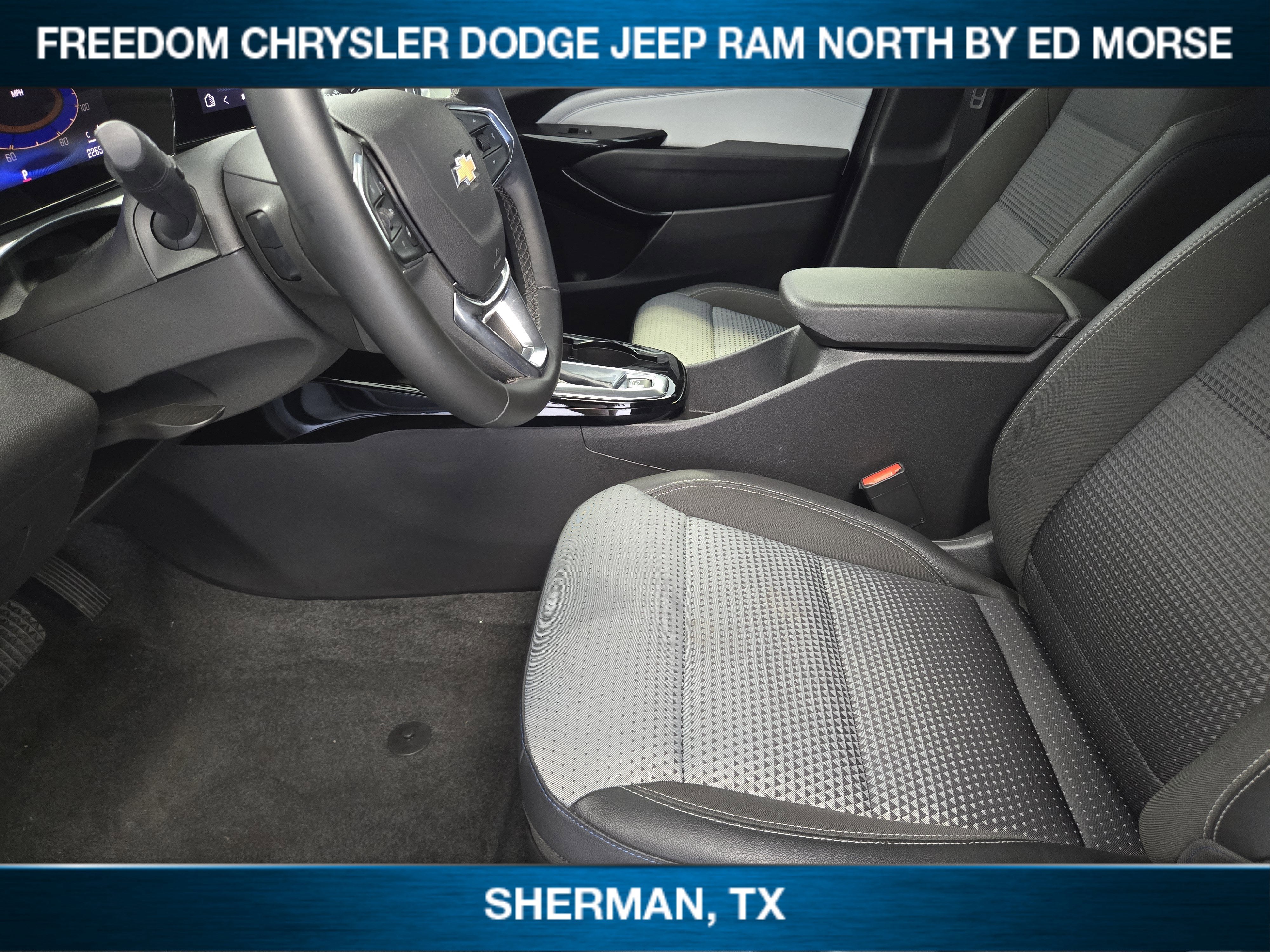 2025 Chevrolet Trax FWD LT