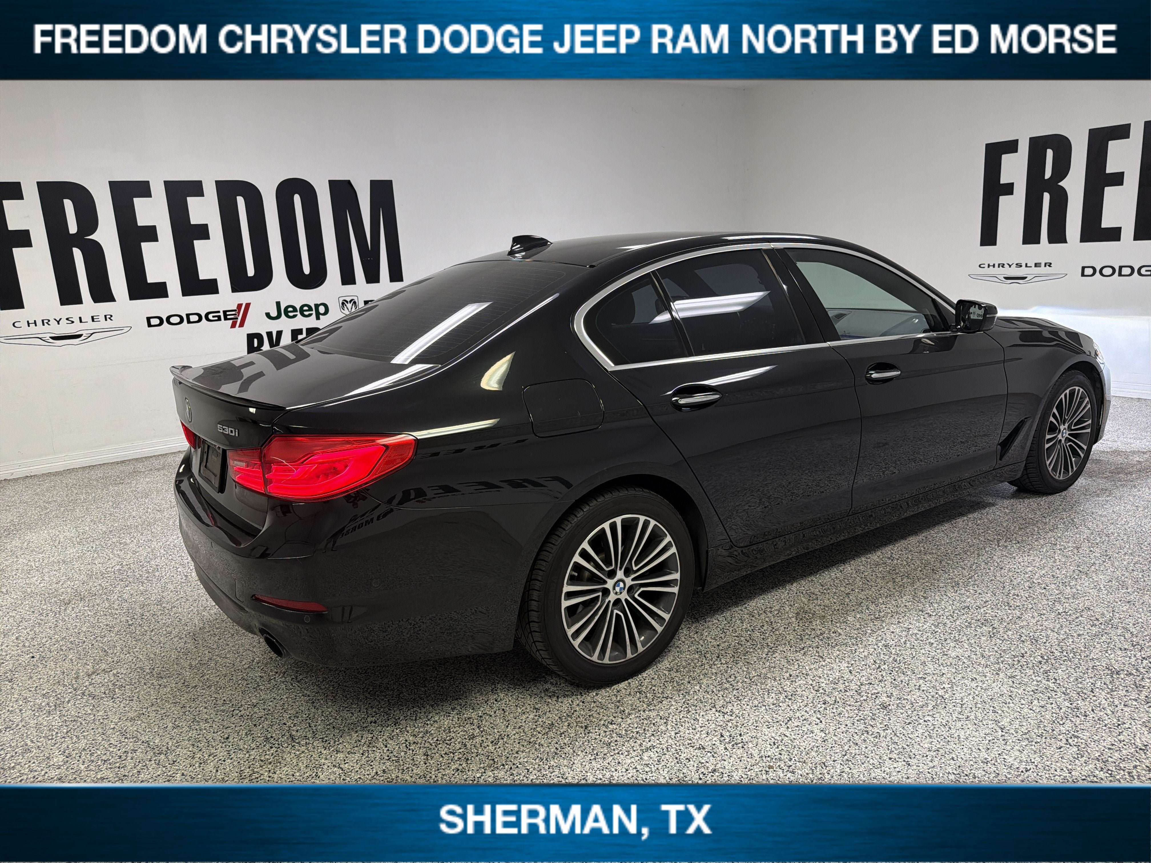 2017 BMW 530i 530i